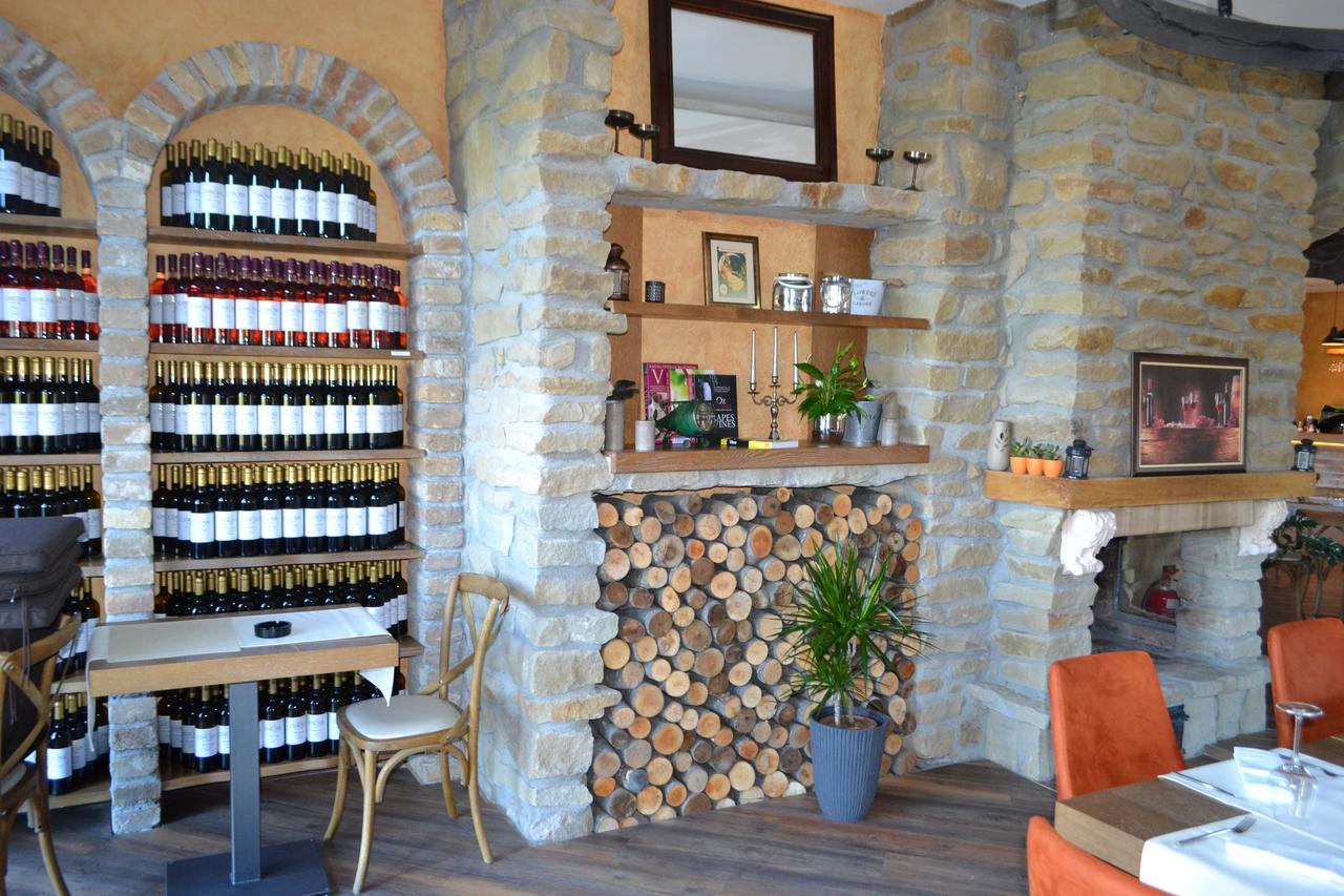 بلغراد Garni Hotel Chicha - Winery Skrbic المظهر الخارجي الصورة